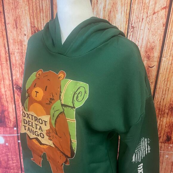 NWOT Foxtrot Delta Tango green polyester hoodie size Small oversized - Picture 2 of 7